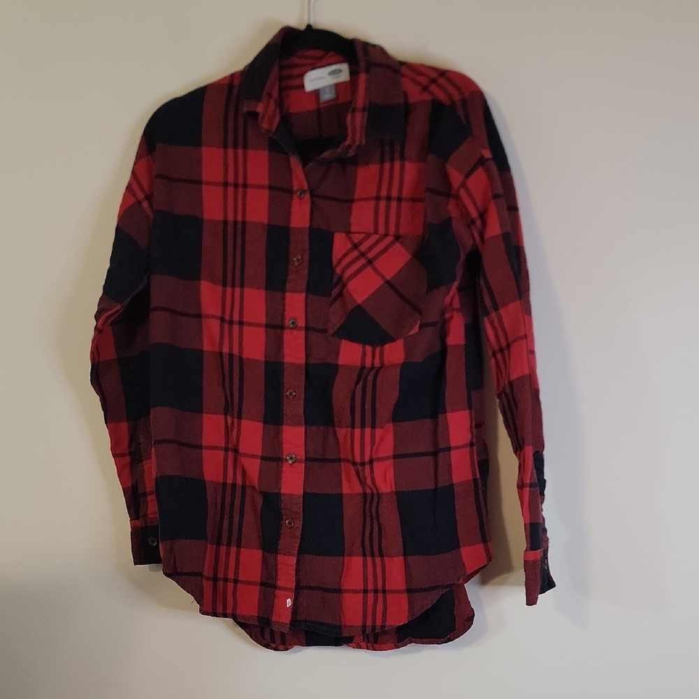 Old Navy Red and Black Plaid Boyfriend Button-Up Shirt